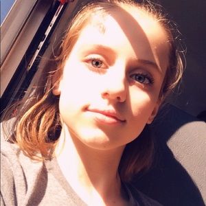 Meet your Posher, Ashlyn